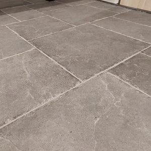 Romaans verband | Vloertegel | Meerdere maten | Getrommeld Castel-stone look sand