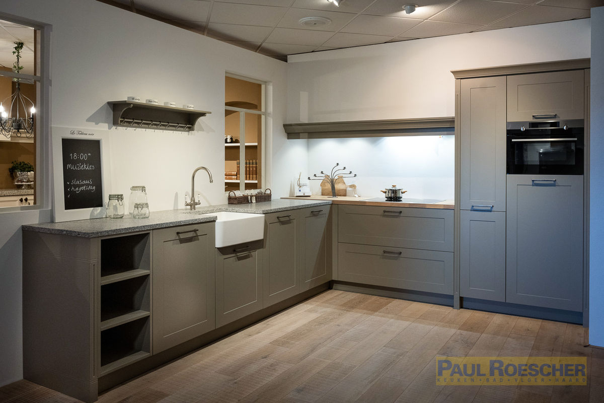 Landelijke keuken combi graniet en porselein – Paul Roescher