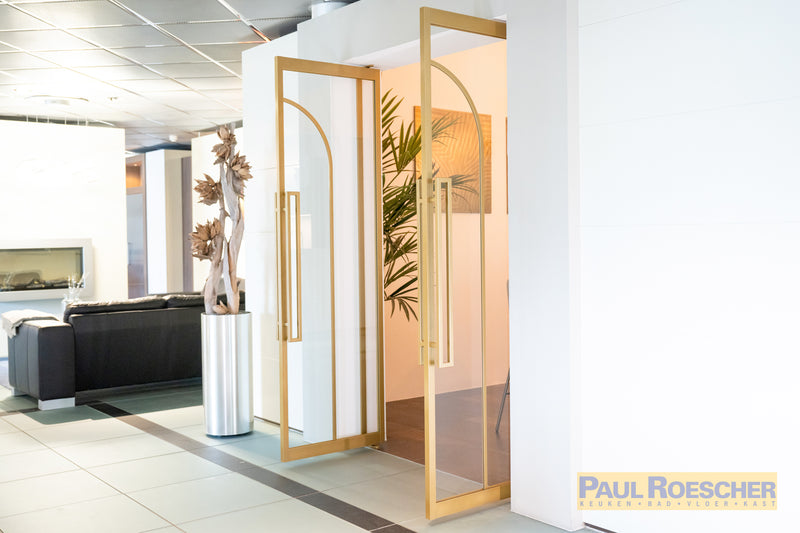 Luxe glazen deur met gouden frame