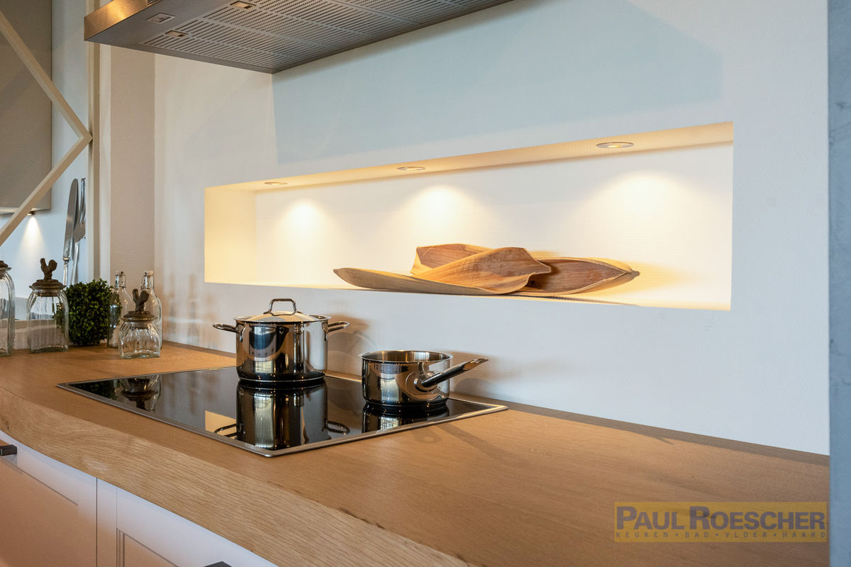 Robuuste keuken met wand