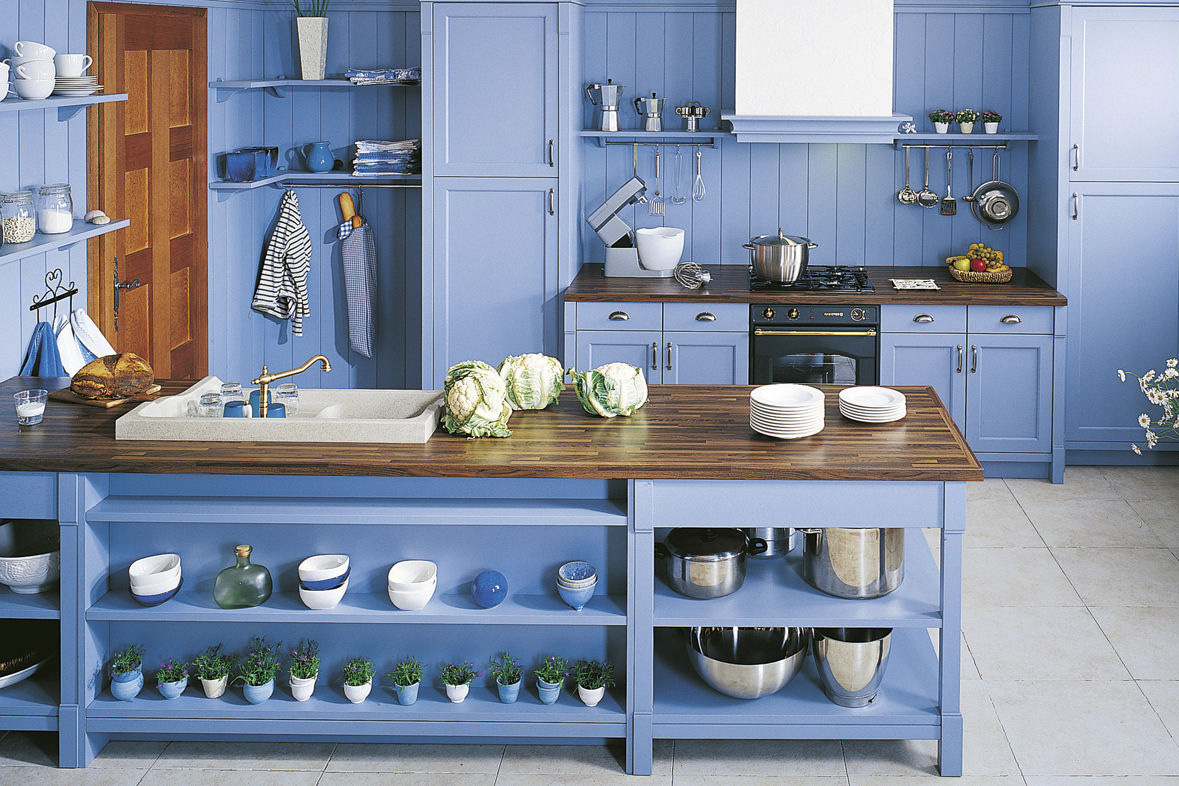 Keukens met een blauwtint uit de categorie gekleurde keukenstijlen
